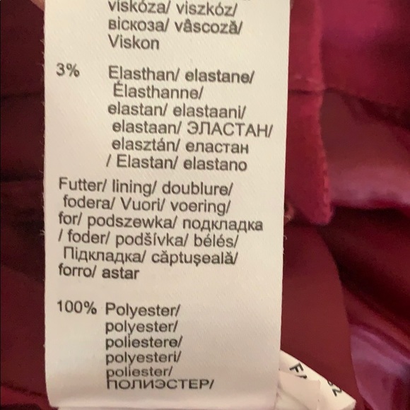 VENUS red pencil skirt! - Picture 8 of 8